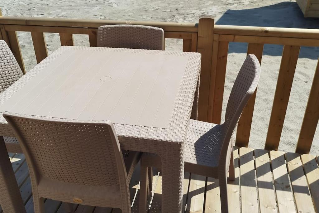 Berck-Plage - 2 Hebergements Insolites Tiny House De 2 A 8 Personnes Ngoại thất bức ảnh